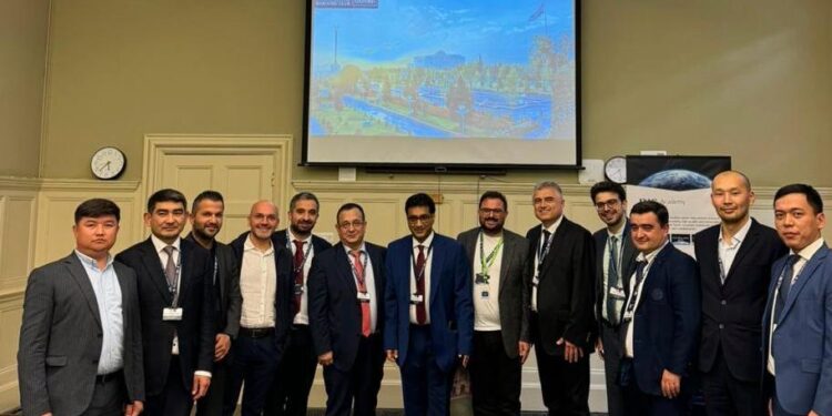 ТҮРКІСТАНДЫҚ ДӘРІГЕРЛЕР ОКСФОРДТА ТӘЖІРИБЕМЕН БӨЛІСТІ