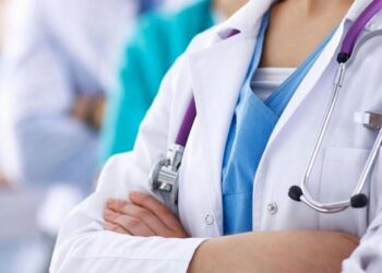 ТҮРКІСТАН ТҰРҒЫНДАРЫ ДӘРІГЕРЛЕРГЕ АЛҒЫСТАРЫН ЖЕТКІЗДІ