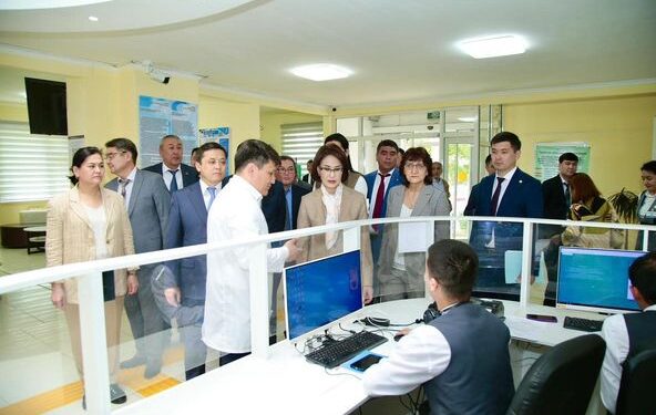 ДЕНСАУЛЫҚ САҚТАУ МИНИСТРІ ТҮРКІСТАН ҚАЛАСЫ МЕН ТҮРКІСТАН ОБЛЫСЫ ТҰРҒЫНДАРЫМЕН КЕЗДЕСТІ