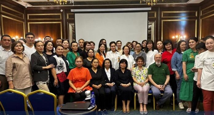 НЕВРОПАТОЛОГ-ДӘРІГЕРЛЕРГЕ «ЭПИЛЕПСИЯ МЕКТЕБІ» ТАҚЫРЫБЫНДАҒЫ СЕМИНАР БОЛЫП ӨТТІ