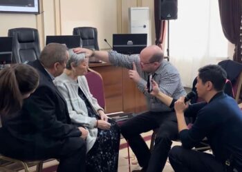 ТҮРКІСТАН ДӘРІГЕРЛЕРІ АҒЫЛШЫН НЕЙРОГЕНЕТИКТЕРІНІҢ ТӘЖІРИБЕСІН ПАЙДАЛАНАДЫ