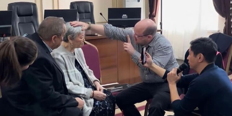 ТҮРКІСТАН ДӘРІГЕРЛЕРІ АҒЫЛШЫН НЕЙРОГЕНЕТИКТЕРІНІҢ ТӘЖІРИБЕСІН ПАЙДАЛАНАДЫ