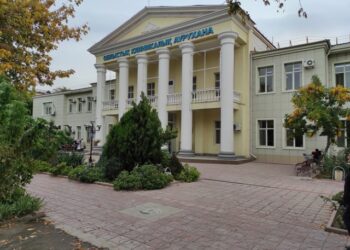 ТҮРКІСТАН ОБЛЫСТЫҚ КЛИНИКАЛЫҚ АУРУХАНАСЫНЫҢ БАЗАСЫНДА КҮРДЕЛІ ОТАЛАР БОЙЫНША МАСТЕР-КЛАСС ӨТТІ