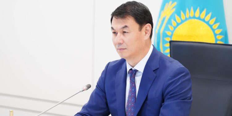 ТҮРКІСТАН ҚАЛАСЫНДА ДЕНСАУЛЫҚ САҚТАУ ЖҮЙЕСІН ДАМЫТУДЫҢ ЖАҢА ТҰЖЫРЫМДАМАСЫ ТАЛҚЫЛАНДЫ