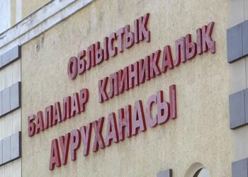 ТҮРКІСТАН БАЛАЛАР АУРУХАНАСЫНЫҢ ДӘРІГЕРЛЕРІ БАСШЫЛЫҚҚА НАРАЗЫ