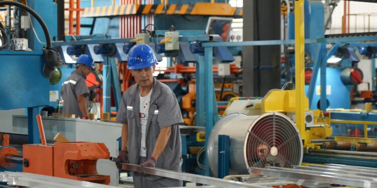 Түркістан облысы 6 ай нәтижесінде макроэкономикалық көрсеткіштер бойынша республикада бірінші орынға шықты