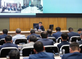 Түркістан облысының әкімі Нұралхан Көшеров инвесторлармен кездесіп, жаңа жобаларды жүзеге асыру бойынша келіссөз жүргізді