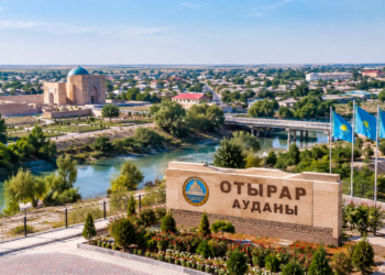 В Отырарском районе обучаются около 12 тысяч школьников